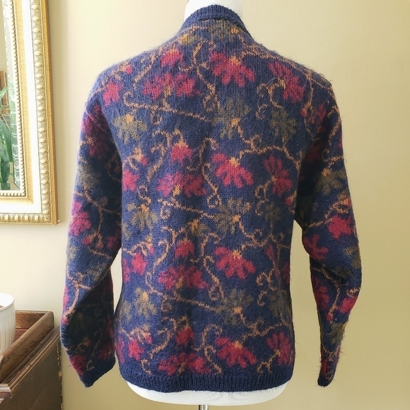 Vintage Pitlochry Scottish Mohair Floral Cardigan Size Large Navy Blue Buttons - Picture 5 of 11